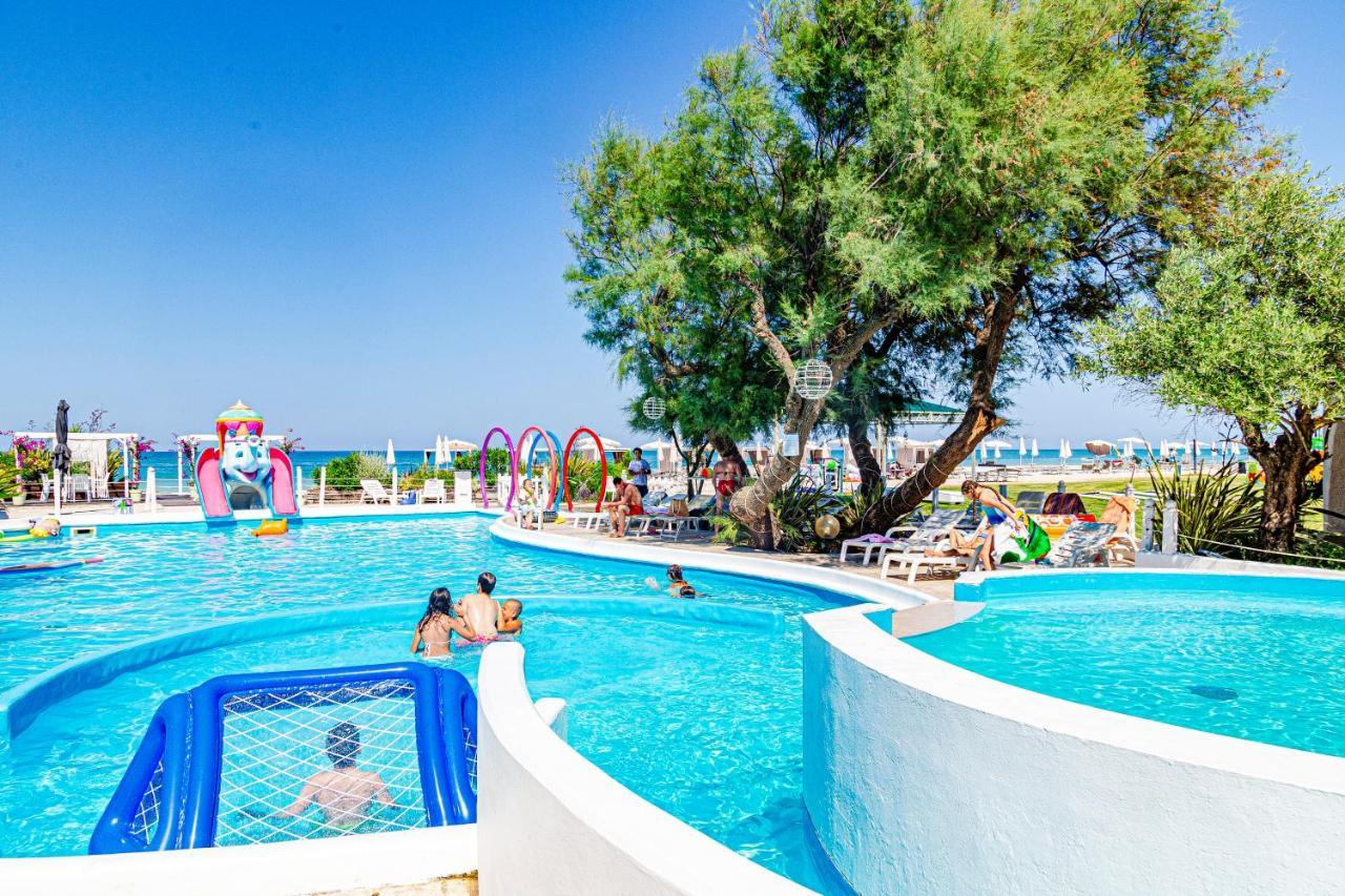 Cala Nostra Resort Marotta Esterno foto