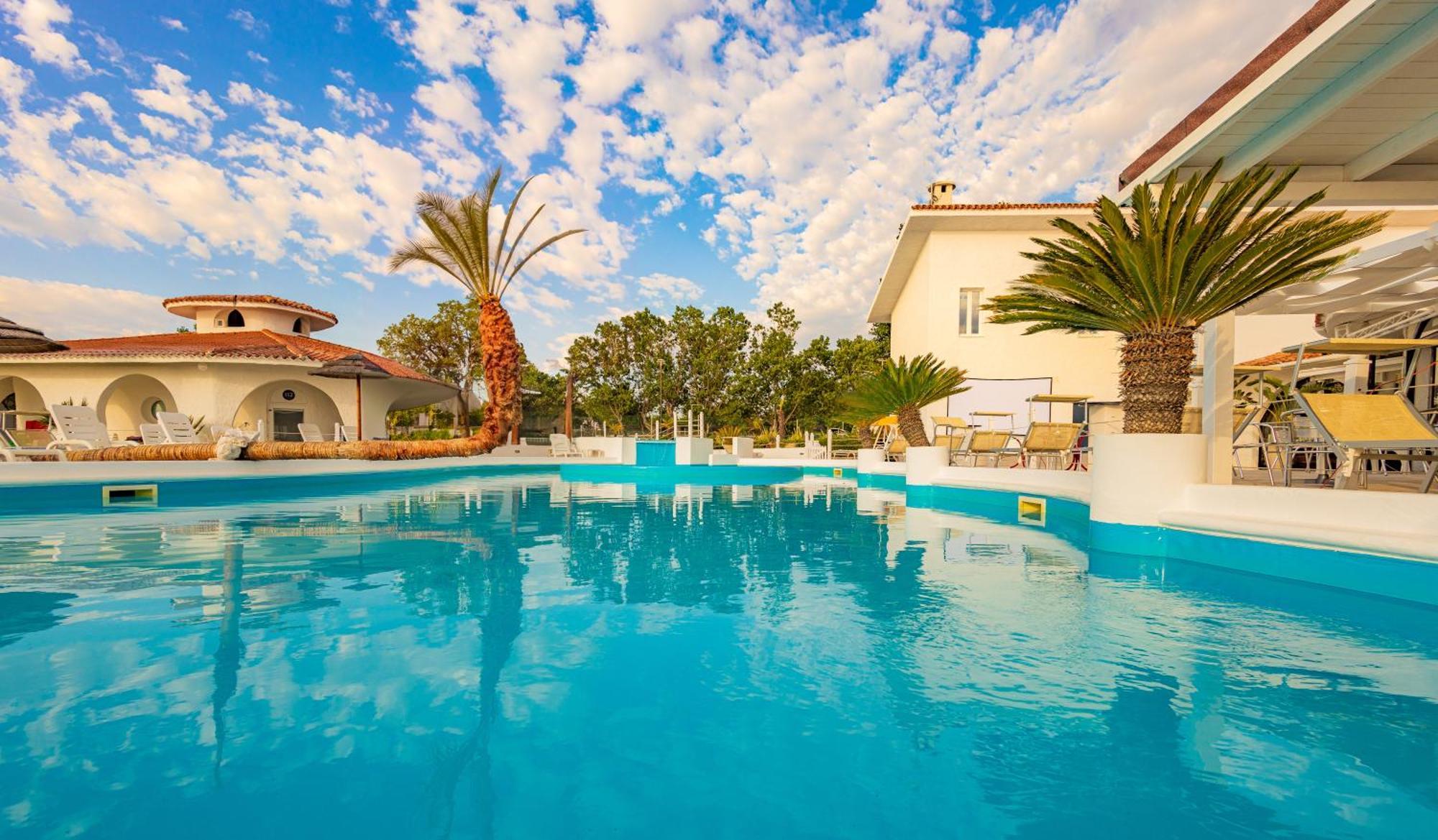 Cala Nostra Resort Marotta Esterno foto